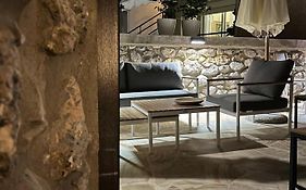 Olympus Stone Lodge